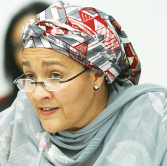Amina J. Mohammed est Conseillère spéciale du Secrétaire général des Nations Unies et a été Sous-Secrétaire générale à la planification du développement post-2015 depuis 2012.
